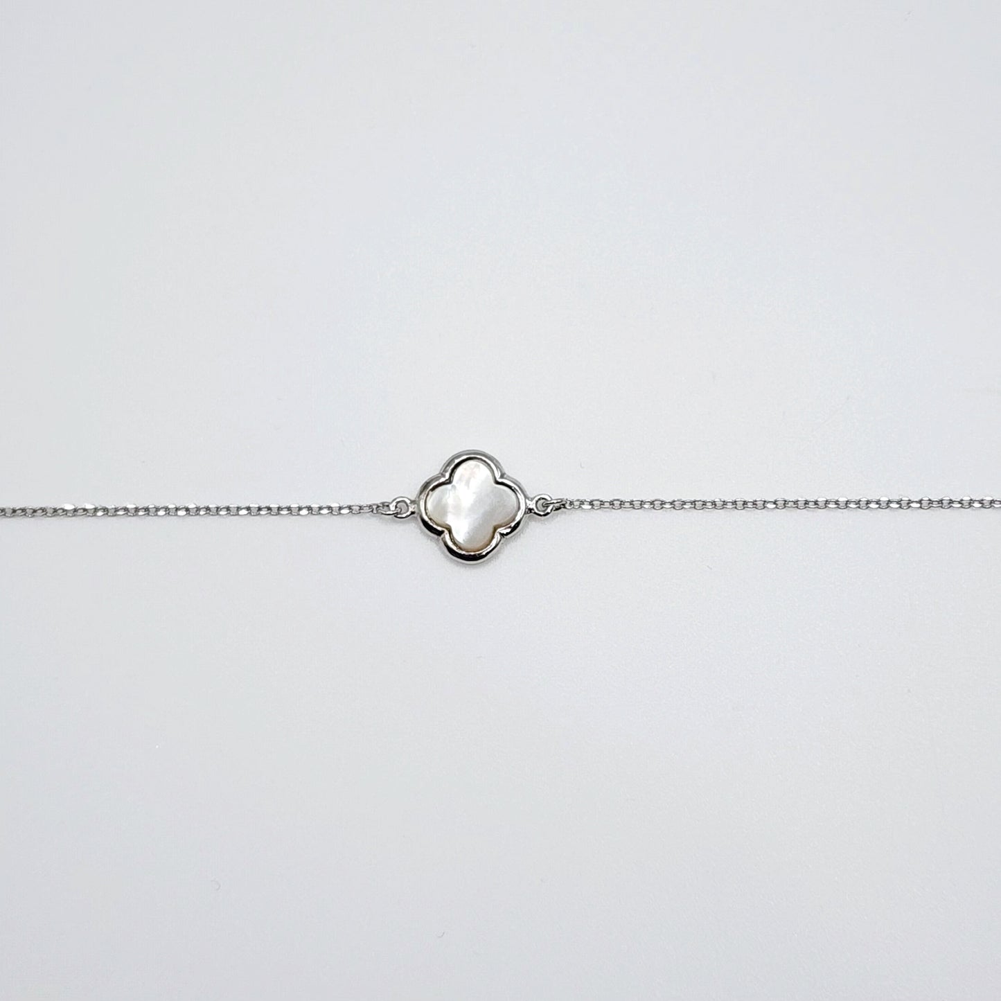 Clover Mother of Pearl Bracelet