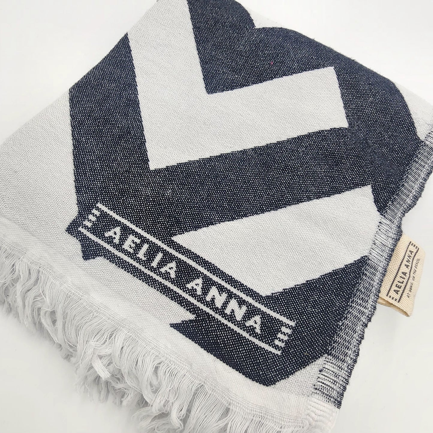 Kavos Beach Towel - Black