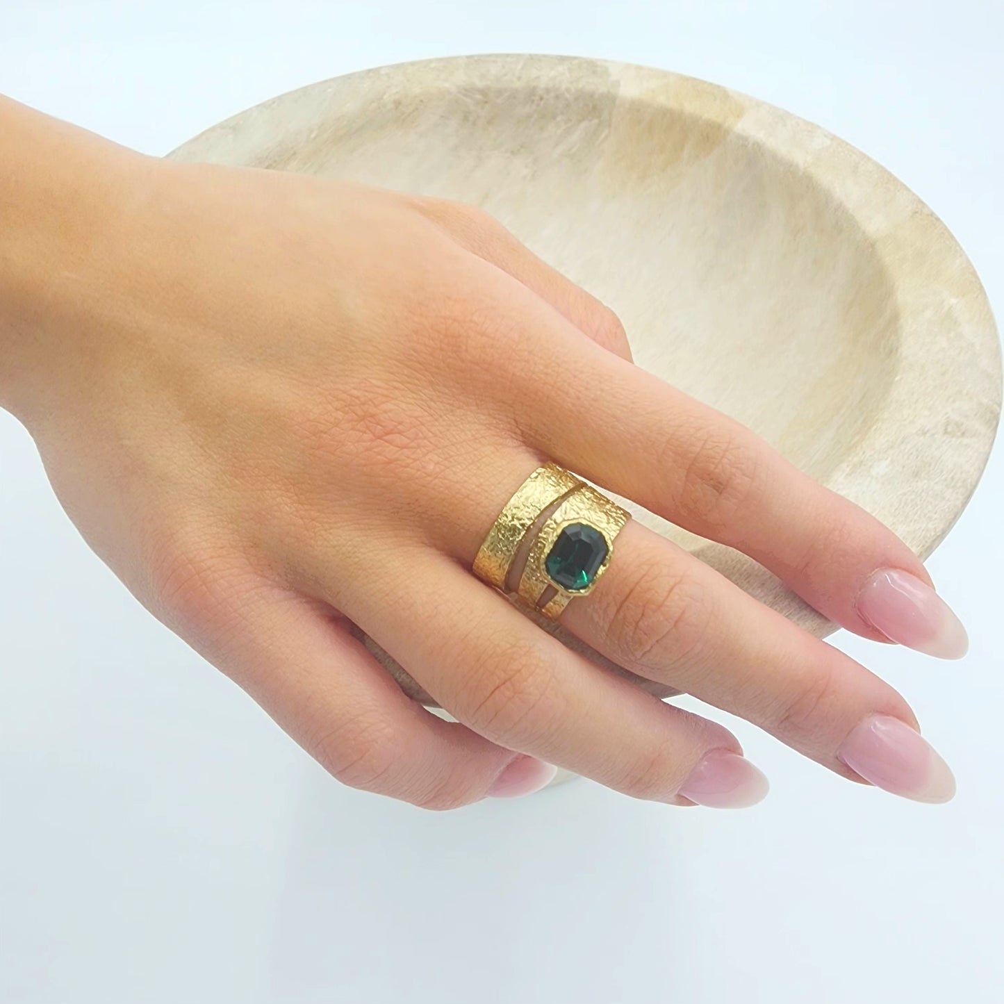 Hydra Ring - Emerald