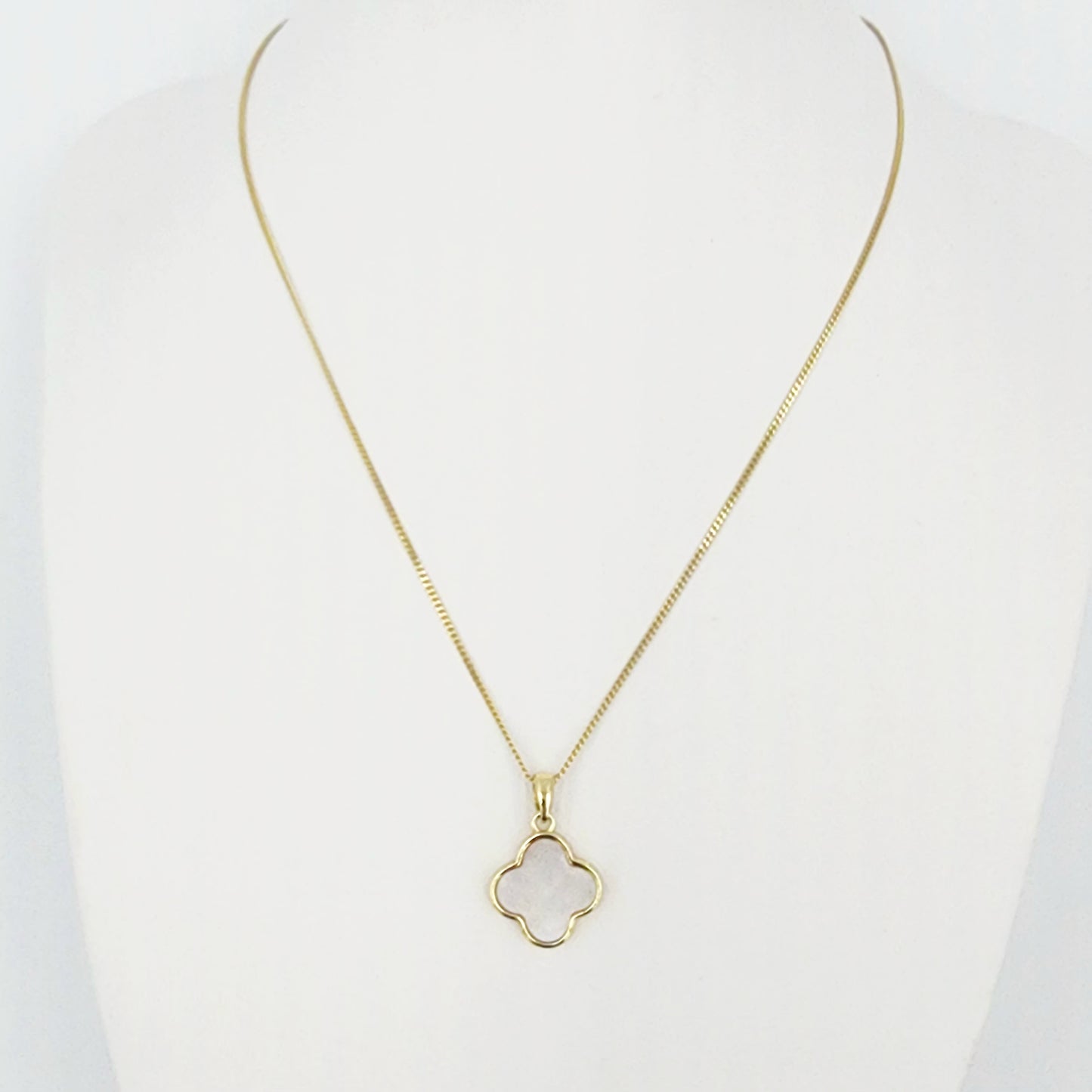 Mother of Pearl Clover Necklace