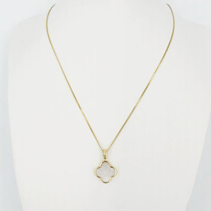 Mother of Pearl Clover Necklace