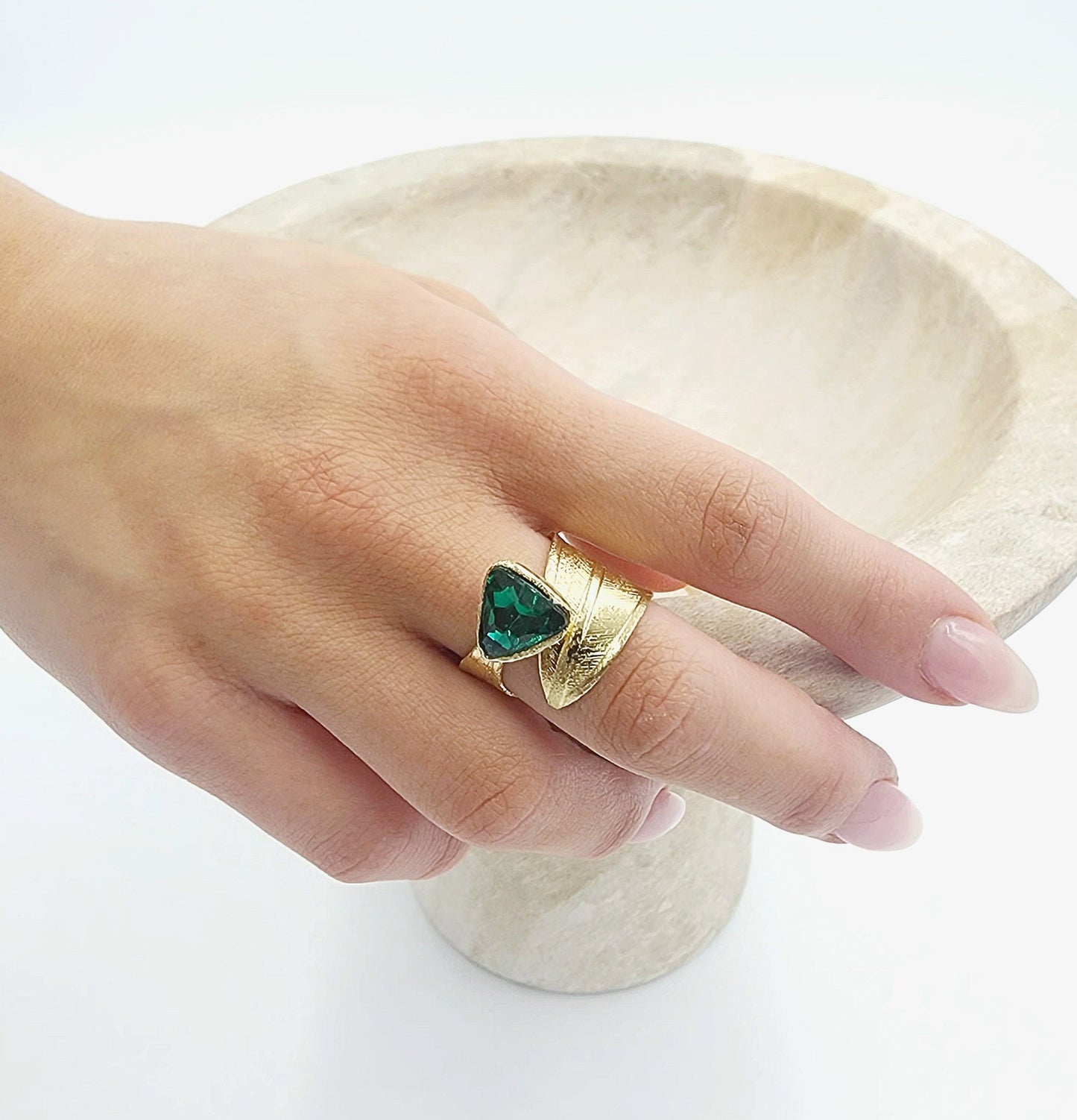 Eros Ring - Emerald