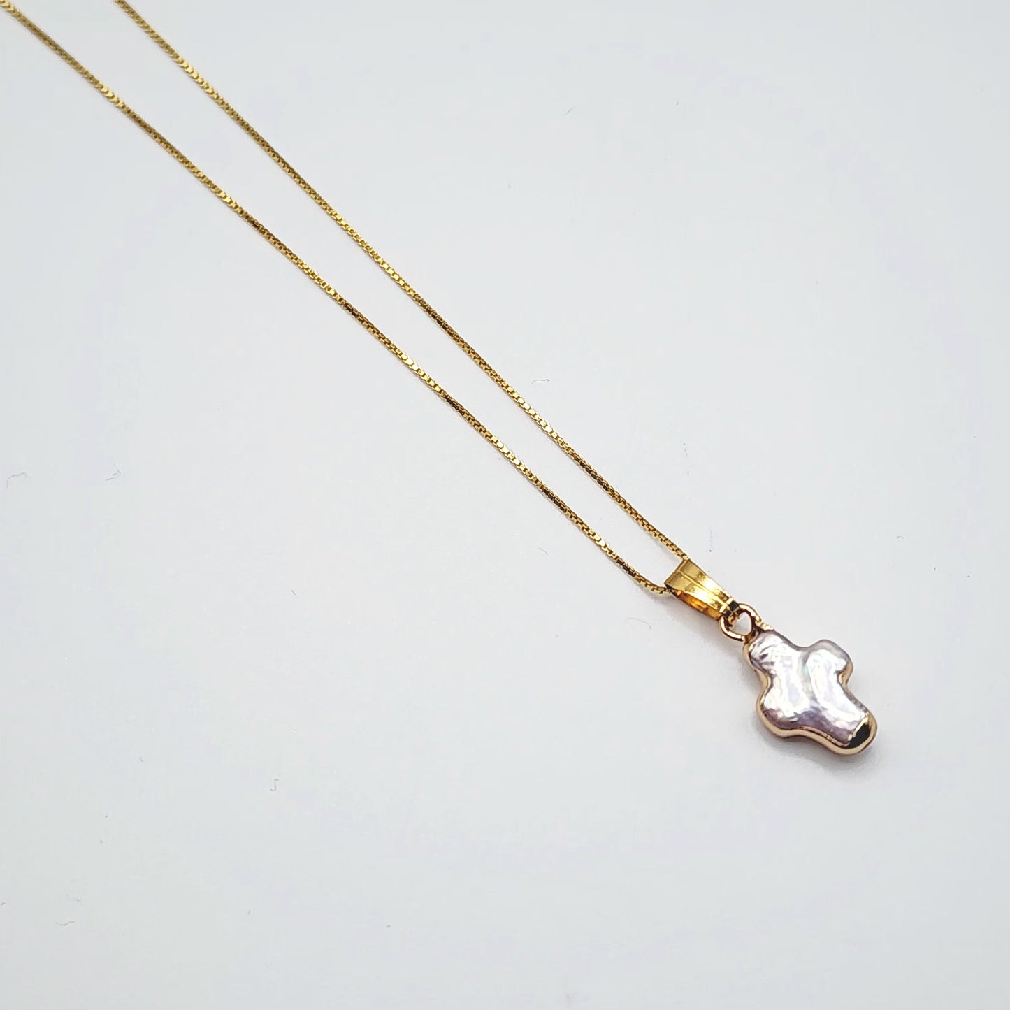 Baroque Pearl Cross Necklace (Small)