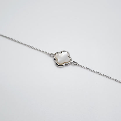 Clover Mother of Pearl Bracelet