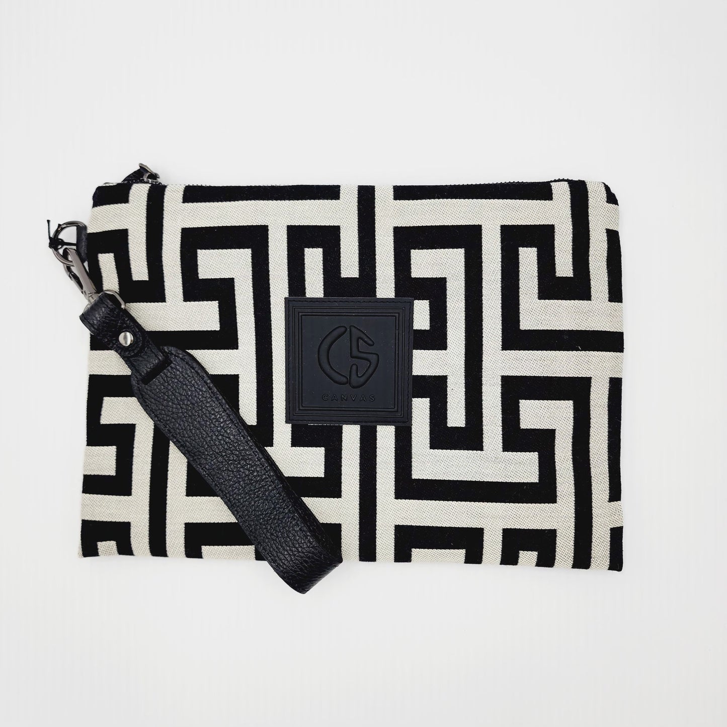 Amelia VIIII - Pouch