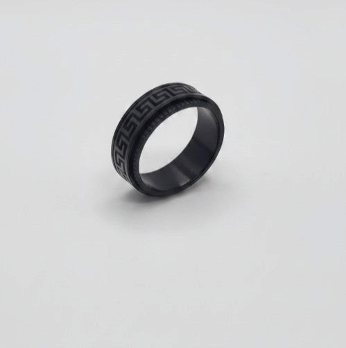 Men’s Black Meander Swivel Ring