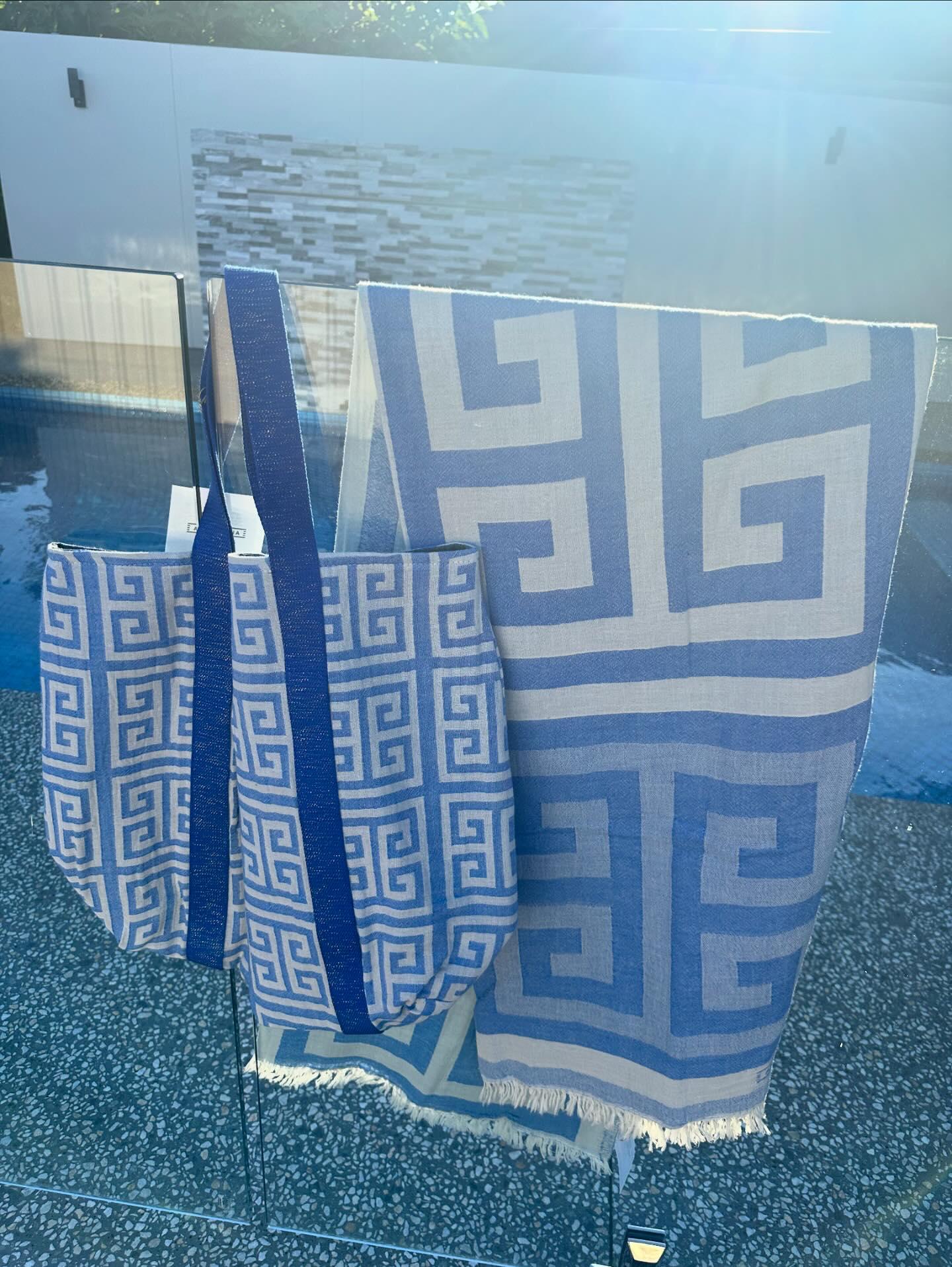 Megalos Meandros Beach Towel