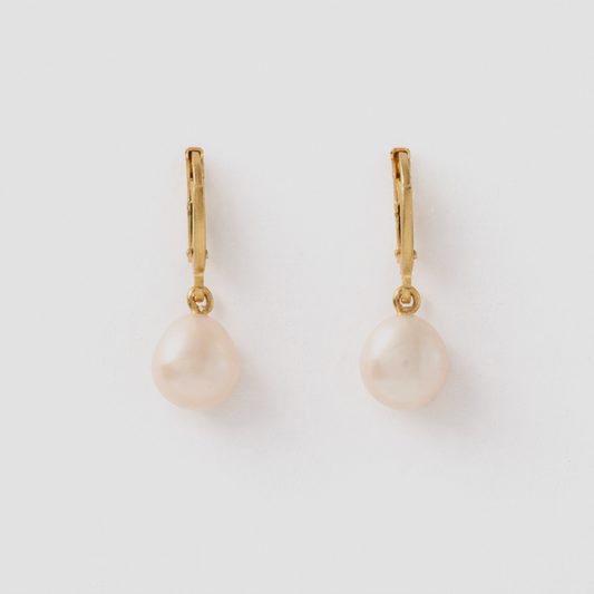 Estée Earrings